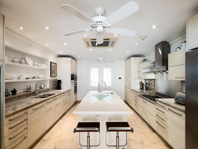 Sandy Cove 501 Penthouse - Beachfront , Beach Front , Sandy Cove , St James , West Coast  