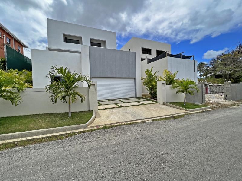 Hocus - Mount Standfast  , St James , West Coast  