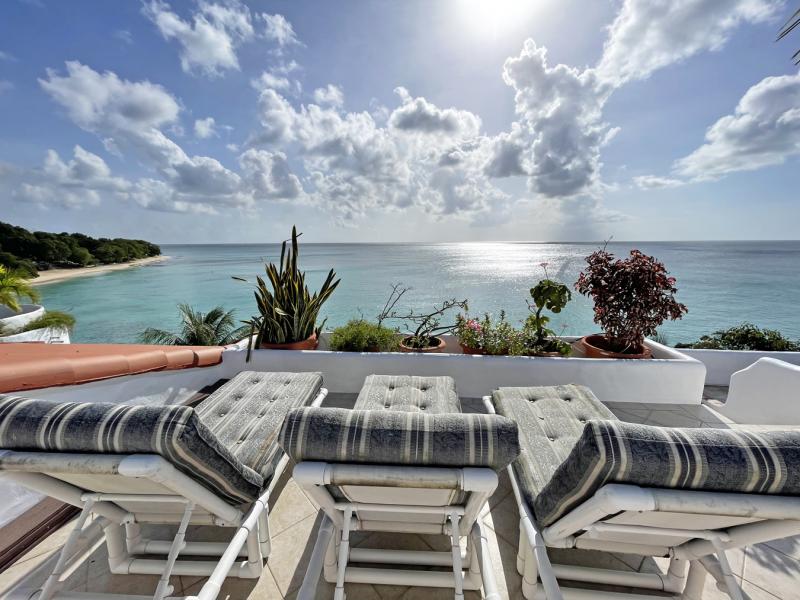 Ocean Blues - Beachfront , Beach Front , Prospect , St James , West Coast  