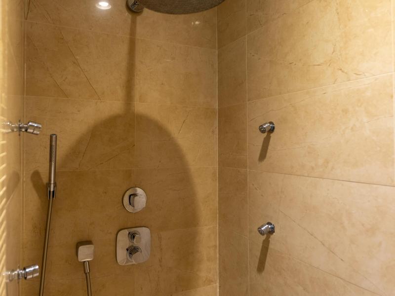  Waterside 304 - Beachfront , Beach Front , Paynes Bay , St James , Waterfront , West Coast  