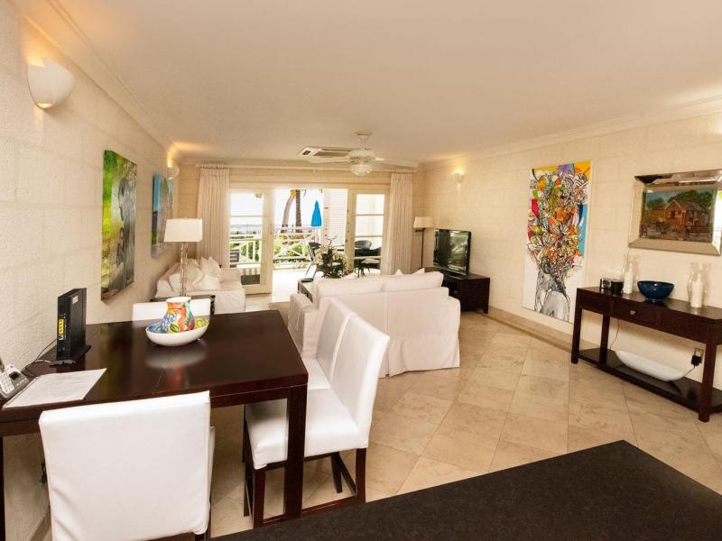 Waterside 104 - Beachfront , Paynes Bay , St James , West Coast  