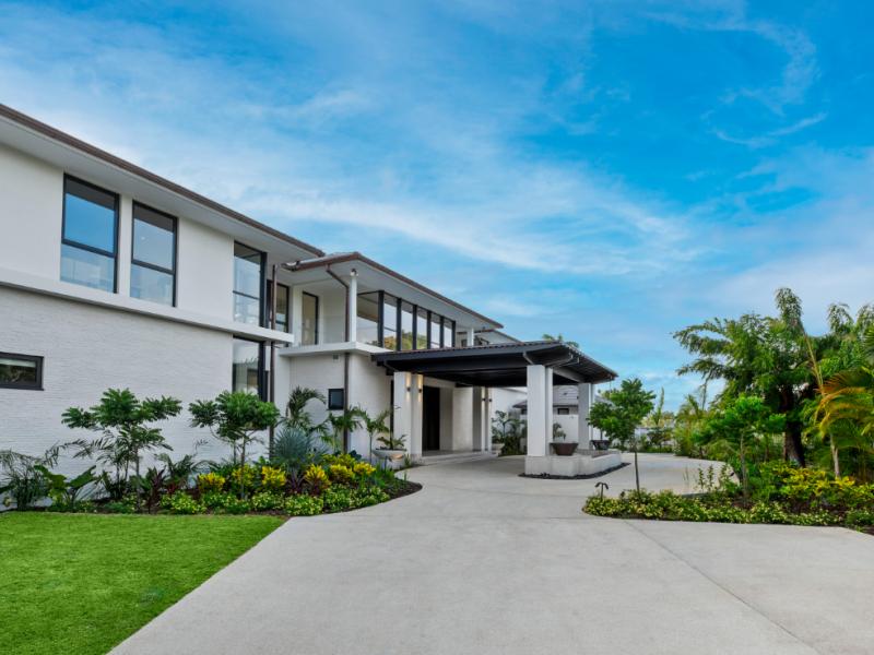 One Beachlands-Beachfront , Beach Front , Holetown , St James , West Coast  