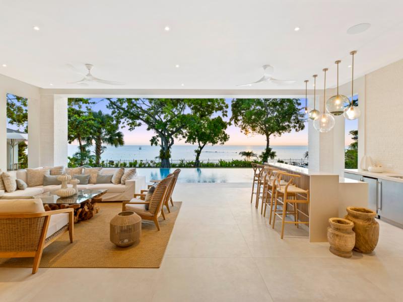 One Beachlands-Beachfront , Beach Front , Holetown , St James , West Coast  