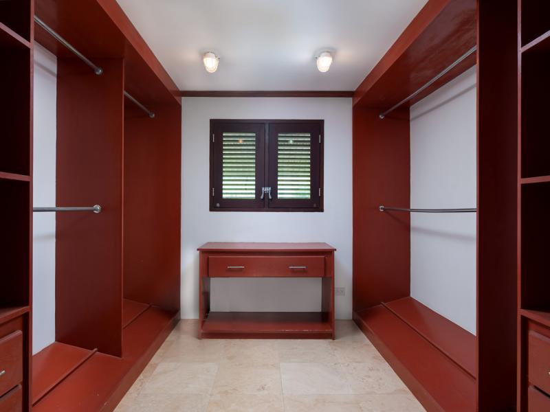 Belori, The Farm , St George  