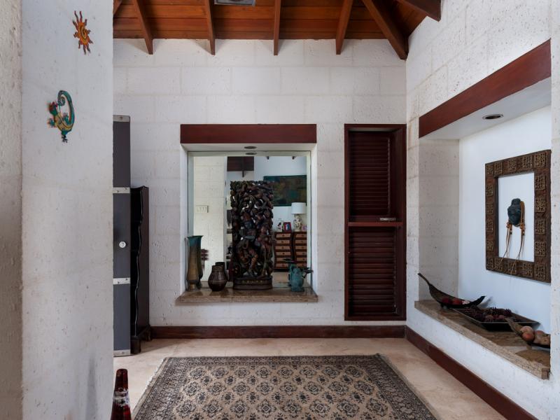 Belori, The Farm , St George  