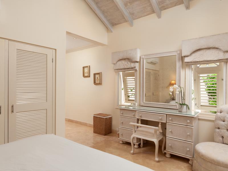 Greentails 2 Sion Hill , St James , West Coast  