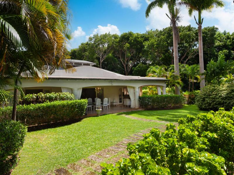 Greentails 2 Sion Hill , St James , West Coast  