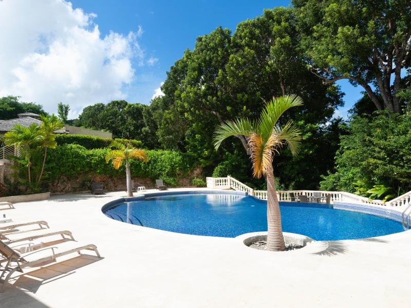 Greentails 2 Sion Hill , St James , West Coast  