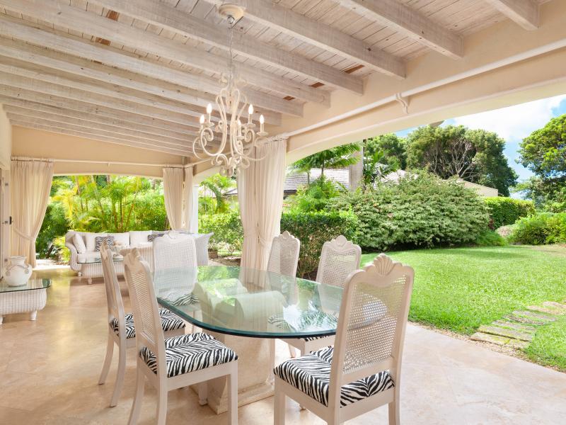 Greentails 2 Sion Hill , St James , West Coast  