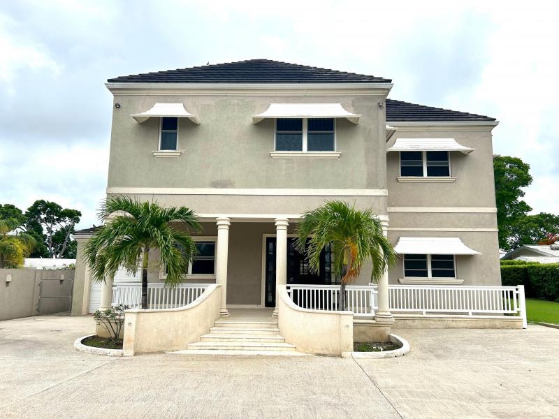 11 Highgate Gardens , South Coast , St Michael  