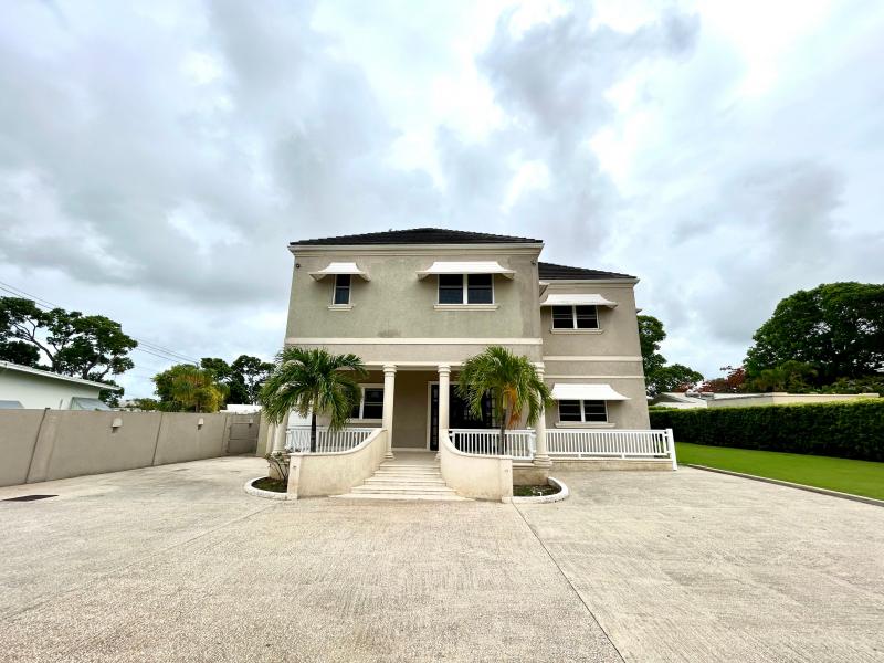 11 Highgate Gardens , South Coast , St Michael  