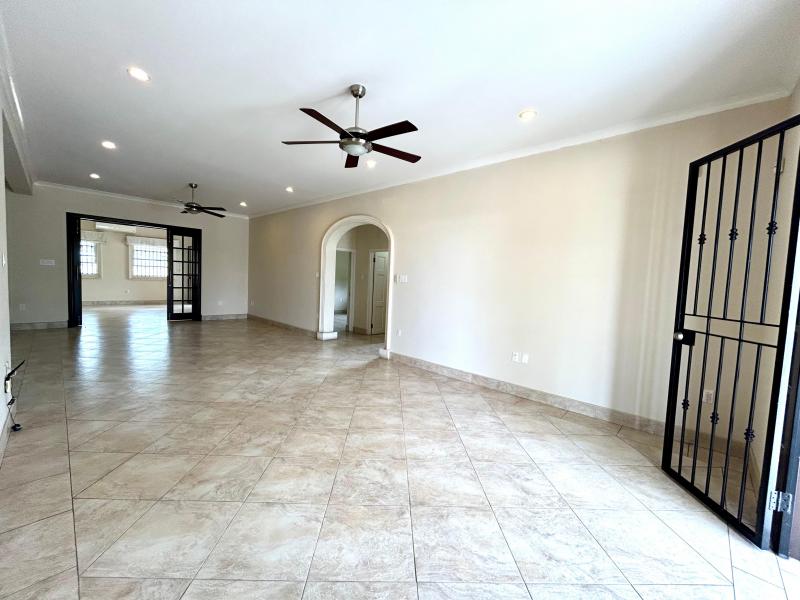 11 Highgate Gardens , South Coast , St Michael  
