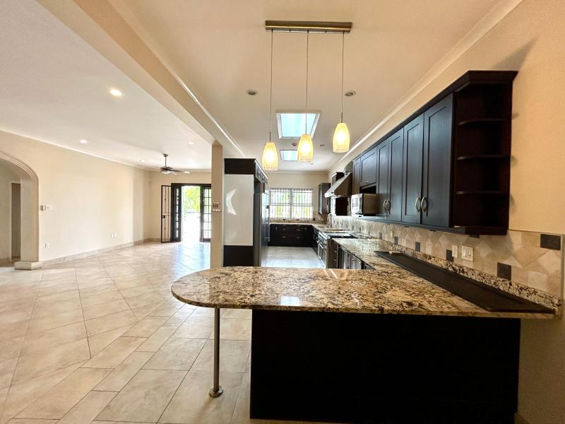 11 Highgate Gardens , South Coast , St Michael  