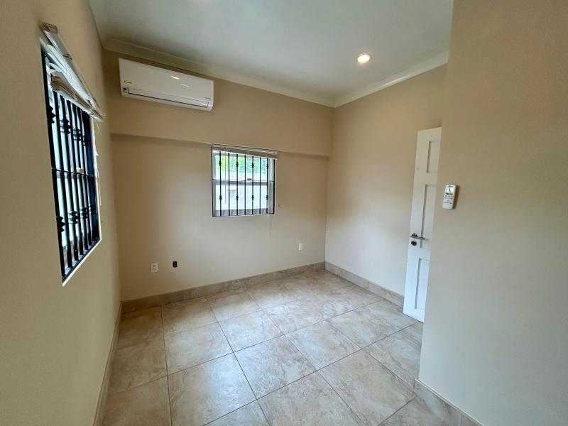 11 Highgate Gardens , South Coast , St Michael  