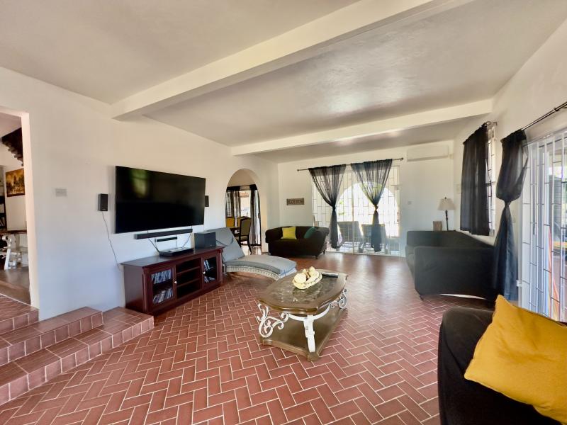 Topaz , East Coast , South Coast , St Philip  