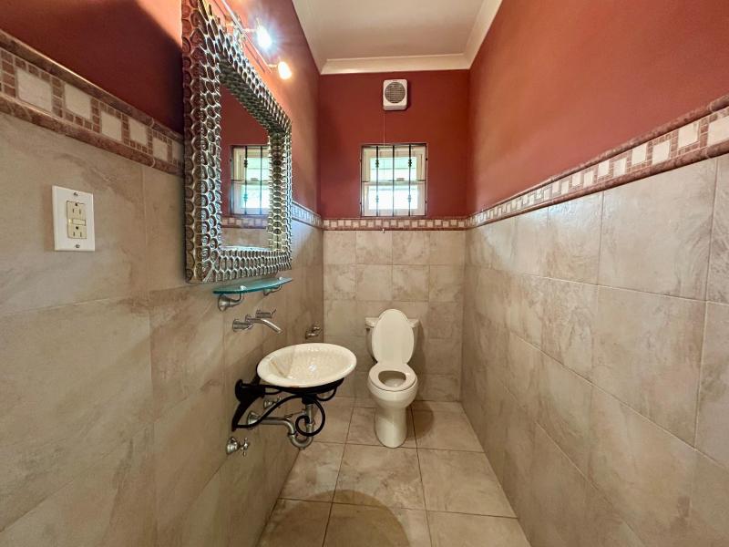 11 Highgate Gardens , South Coast , St Michael  