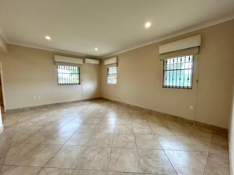 11 Highgate Gardens , South Coast , St Michael  