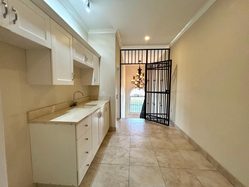 11 Highgate Gardens , South Coast , St Michael  