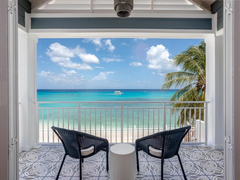 Sea Breeze Beach House , Beach Front , Fitts Village , St James , West Coast  