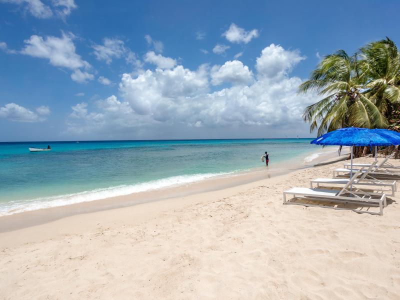 Sea Breeze Beach House , Beach Front , Fitts Village , St James , West Coast  