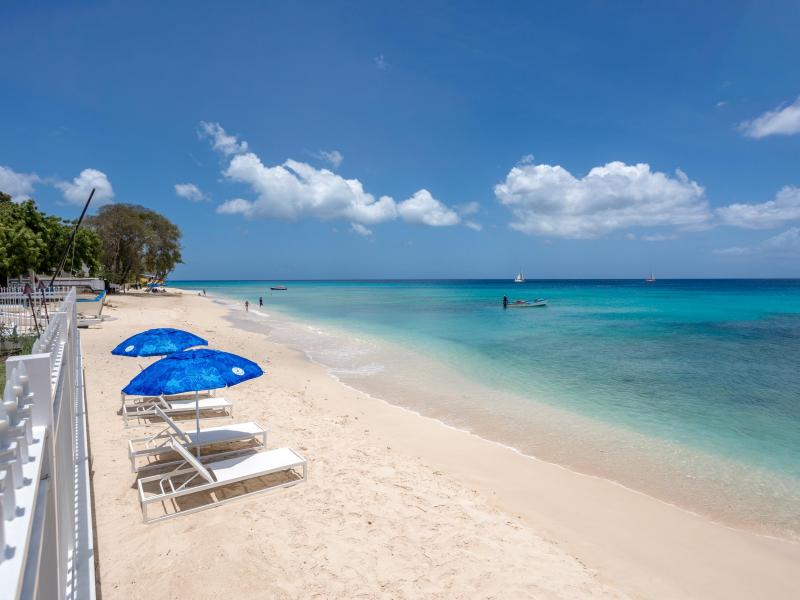 Sea Breeze Beach House , Beach Front , Fitts Village , St James , West Coast  