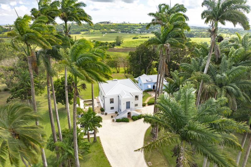 Indian Pond Estate