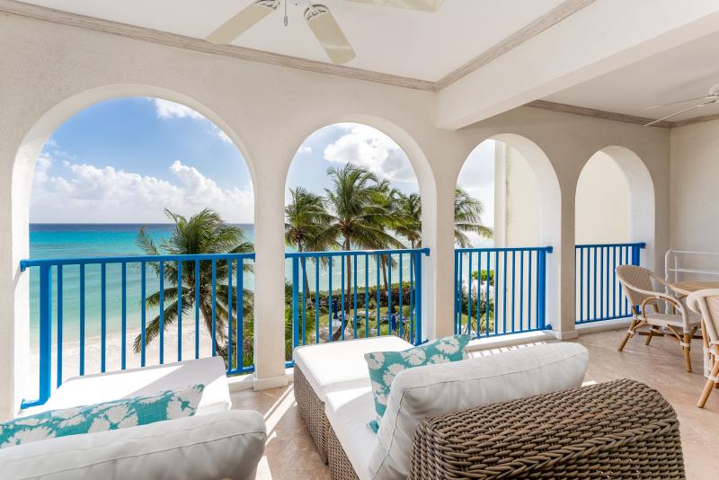 Maxwell Beach Villas 303