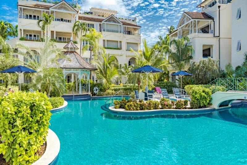 Schooner Bay 203-Beachfront